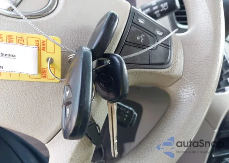 2014 Toyota Sienna Le V6 8 Passenger from USA, damaged, VIN 5TDKK3DC6ES417507